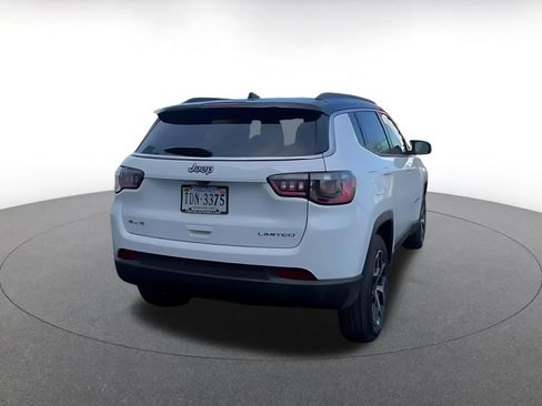 Used 2025 Jeep Compass Limited image 14