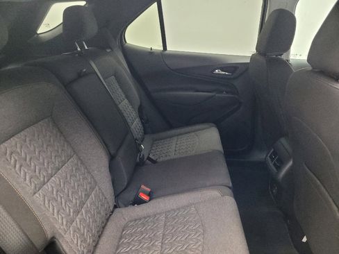Used 2024 Chevrolet Equinox LT FWD image 19