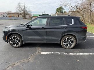 Used 2022 Mitsubishi Outlander SE video 1