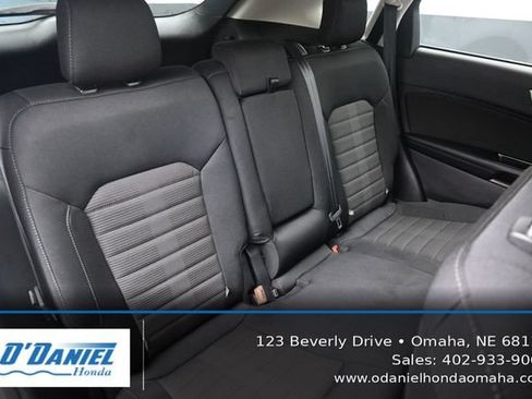 Used 2017 Ford Edge SEL AWD/4WD image 39