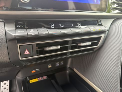 Certified 2025 Toyota Camry SE FWD image 8