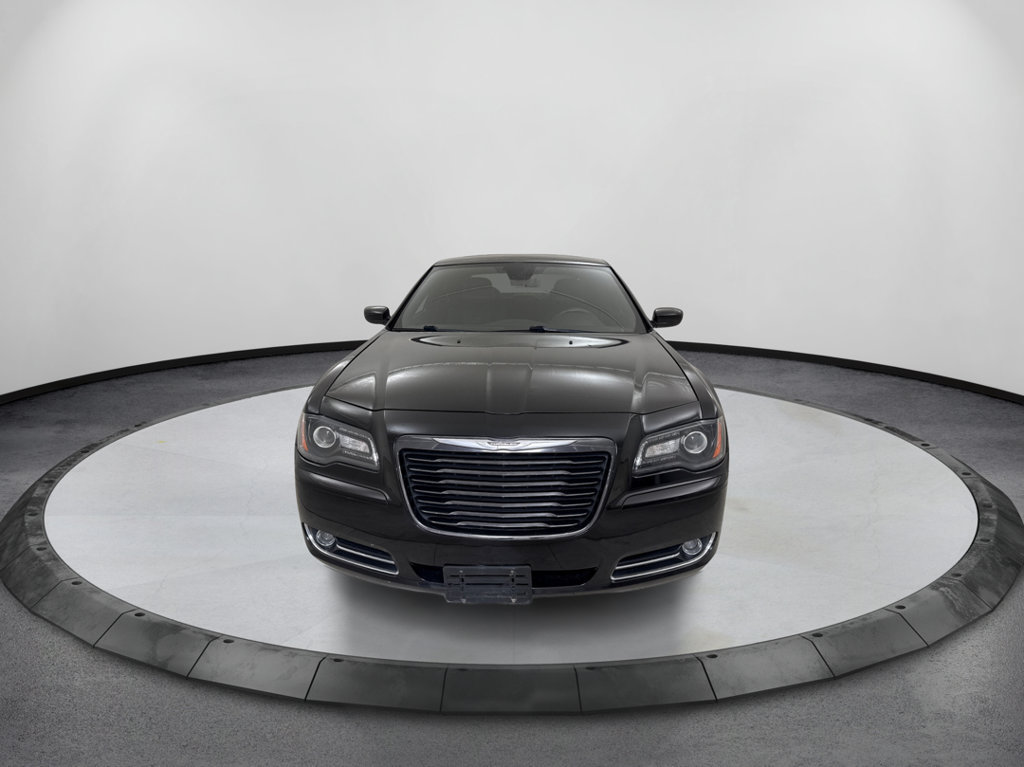 Used 2014 Chrysler 300 S AWD/4WD image 2