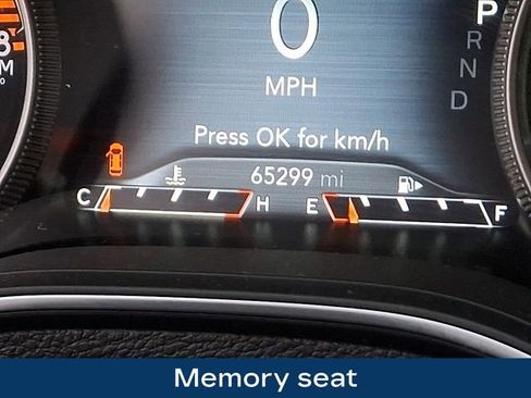 Used 2019 Jeep Cherokee Limited image 4