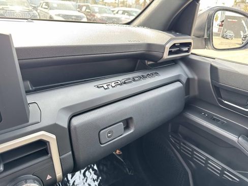 Used 2024 Toyota Tacoma SR image 30