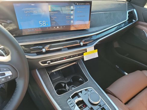 New 2026 BMW X5 xDrive50e w/ Parking Assistance Package image 17