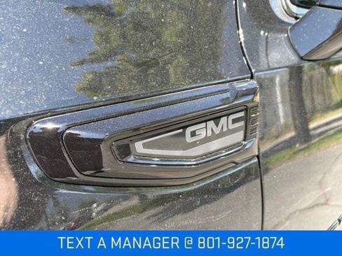 New 2026 GMC Yukon Denali w/ Denali Reserve Package AWD/4WD image 21