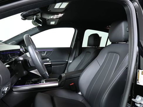 Certified 2025 Mercedes-Benz GLA 250 4MATIC image 14