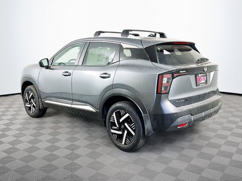 New 2026 Nissan Kicks SV w/ Cold Weather Package FWD image 28