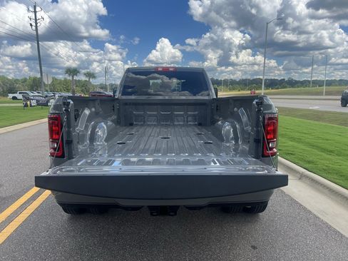 New 2026 RAM 3500 Big Horn AWD/4WD image 9