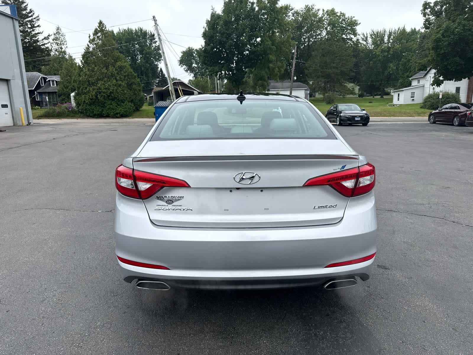 Used 2015 Hyundai Sonata Limited w/ Option Group 05 FWD image 4