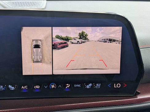 Used 2024 Chevrolet Traverse RS w/ LPO, Floor Liner Package AWD/4WD image 32