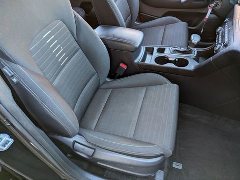 Used 2020 Kia Sportage LX w/ LX Popular Package image 24