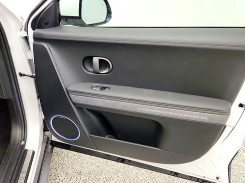 Used 2025 Hyundai Ioniq 5 Limited RWD image 26