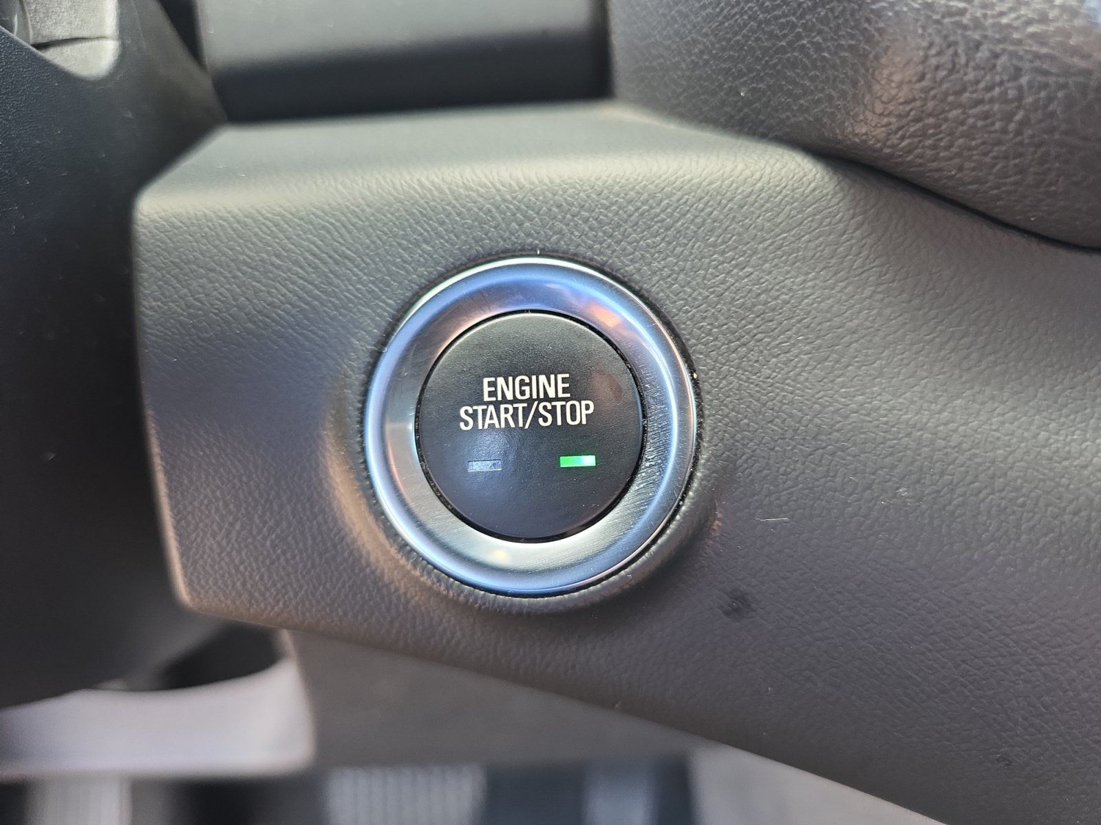 Used 2021 GMC Terrain SLT FWD image 30
