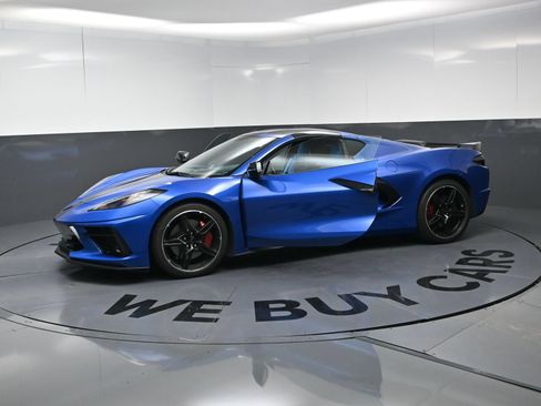 Used 2022 Chevrolet Corvette Stingray Premium Cpe w/ Z51 Performance Package RWD image 27