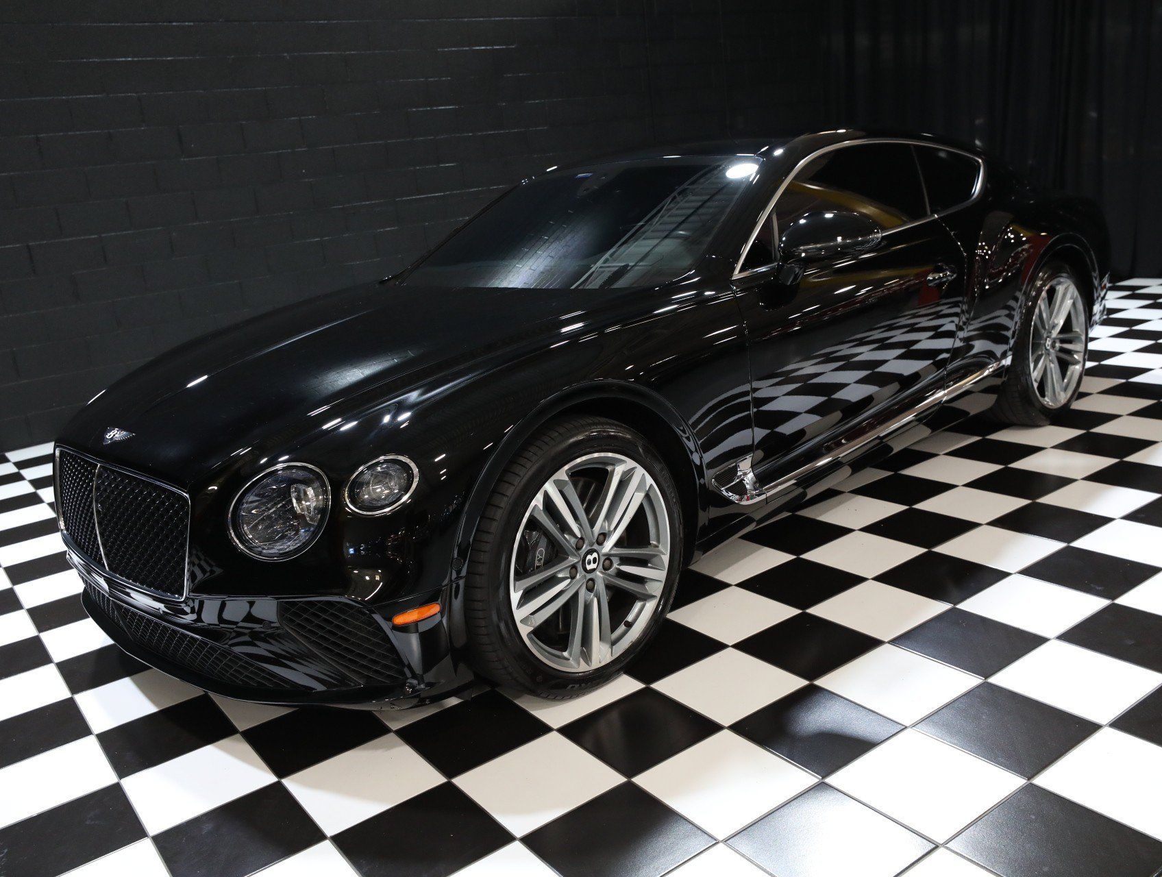 Used 2024 Bentley Continental GT Mulliner AWD/4WD image 8
