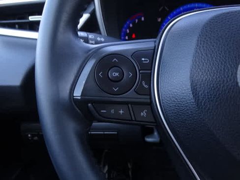 Used 2021 Toyota Corolla XLE image 38