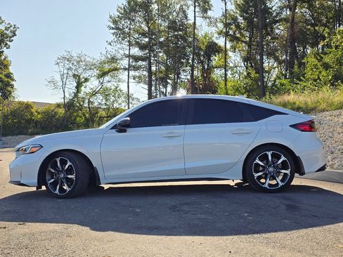 Used 2025 Honda Civic Sport Touring image 3