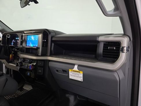 New 2025 Ford F250 XL image 28