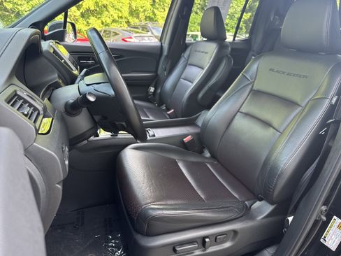Used 2017 Honda Ridgeline Black Edition image 6