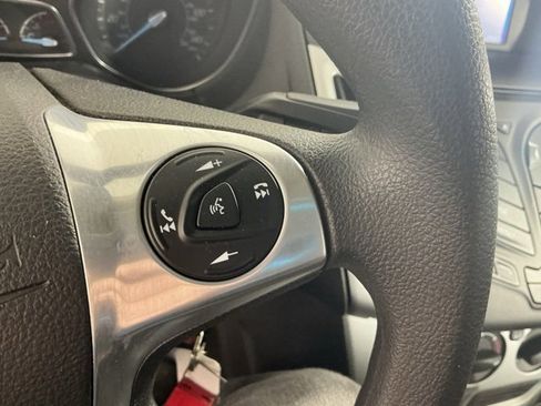 Used 2014 Ford Focus SE image 28