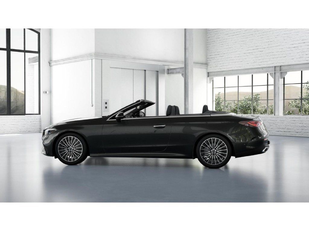 Used 2024 Mercedes-Benz CLE 300 4MATIC Cabriolet image 33