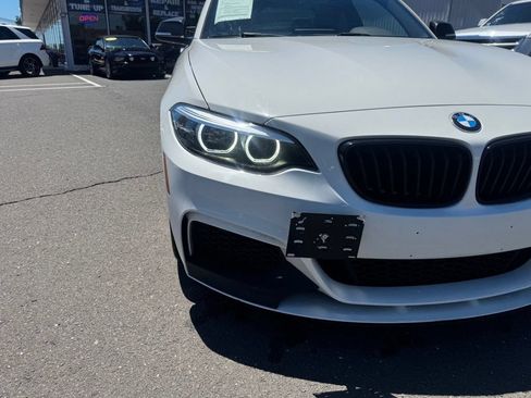 Used 2018 BMW M240i Coupe RWD image 15