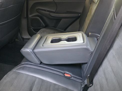 Used 2024 Mitsubishi Outlander SE Black Edition AWD/4WD image 11