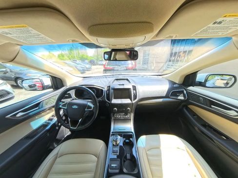 Used 2020 Ford Edge SEL image 26