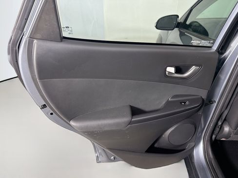 Used 2018 Hyundai Kona Limited image 25