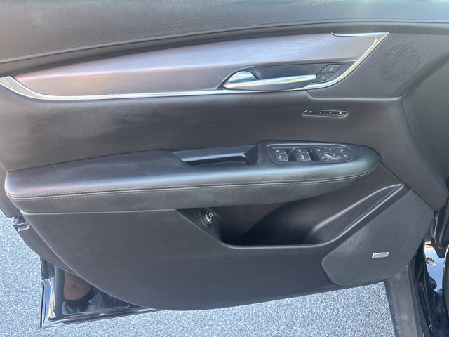 Used 2019 Cadillac XT5 Premium Luxury FWD image 16