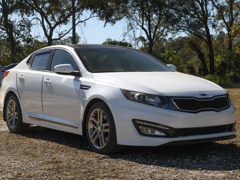 Used 2013 Kia Optima SX w/ Limited Pkg image 15