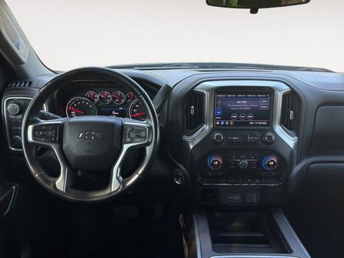 Used 2019 Chevrolet Silverado 1500 RST AWD/4WD image 2