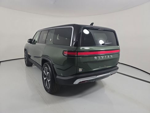 Used 2024 Rivian R1S Adventure AWD/4WD image 3