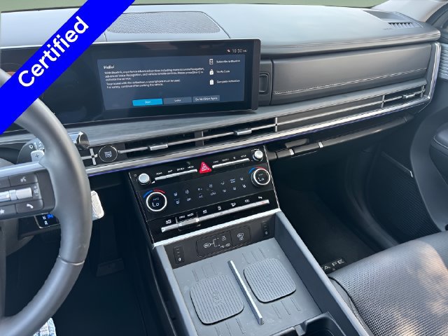 Used 2026 Hyundai Santa Fe Limited AWD/4WD image 29