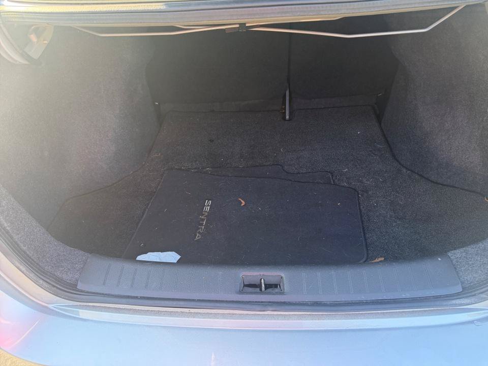 Used 2019 Nissan Sentra S FWD image 15