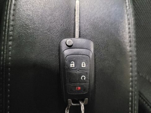 Used 2017 Chevrolet Equinox LT w/ Convenience Package FWD image 32