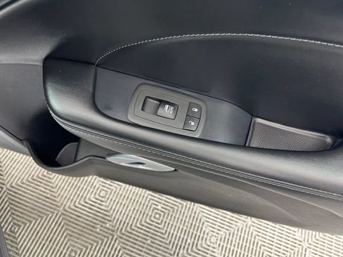 Used 2021 Dodge Challenger R/T Scat Pack RWD image 24