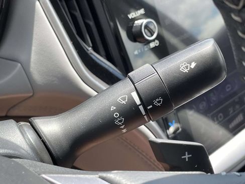 Certified 2025 Subaru Legacy Premium AWD/4WD image 16