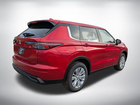 New 2026 Mitsubishi Outlander ES AWD/4WD image 4