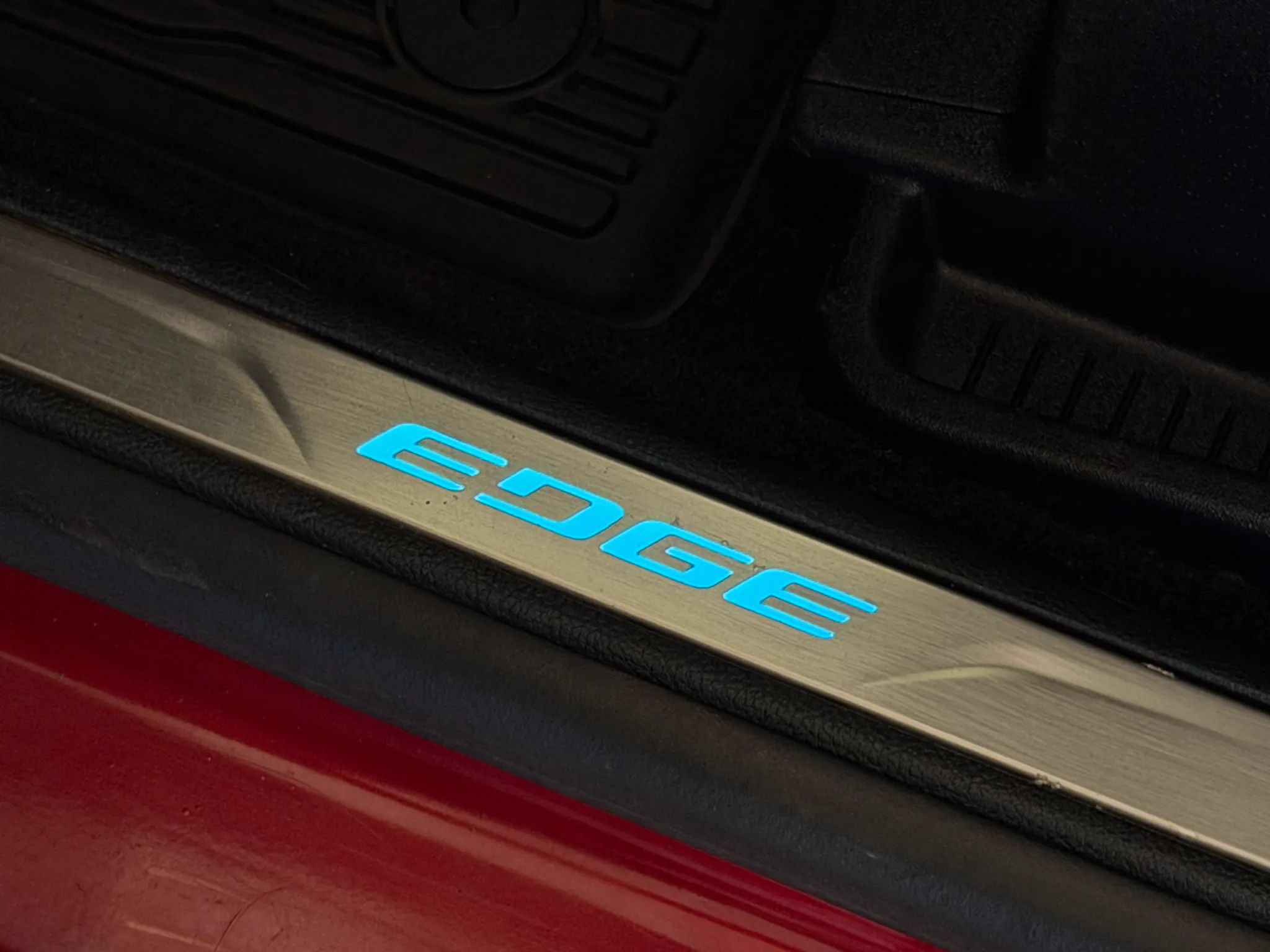 Used 2018 Ford Edge Sport w/ Equipment Group 401A AWD/4WD image 18