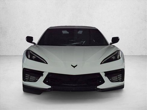 Used 2024 Chevrolet Corvette Stingray Premium Conv w/ Z51 Performance Package RWD image 2