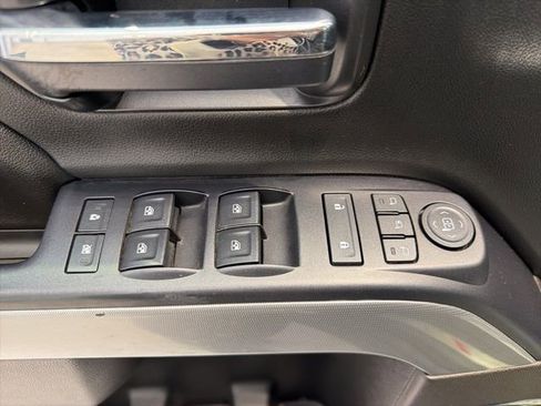 Used 2016 Chevrolet Silverado 1500 LTZ Z71 AWD/4WD image 20