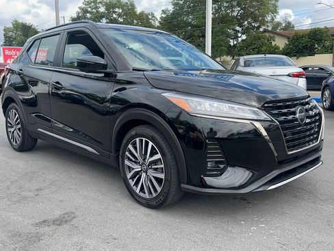 Used 2021 Nissan Kicks SR FWD image 5