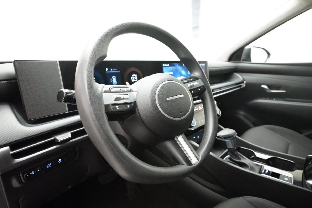 Used 2025 Hyundai Tucson SEL AWD/4WD image 8