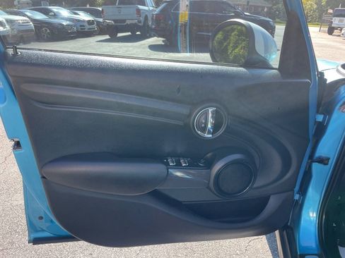 Used 2015 MINI Cooper 4-Door Hardtop FWD image 20