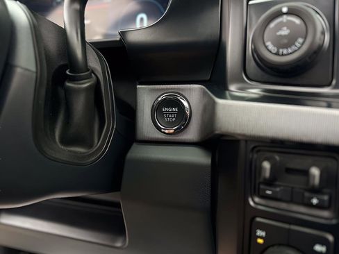 Used 2026 Ford F450 Platinum AWD/4WD image 19
