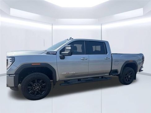 Used 2025 GMC Sierra 2500 AT4 w/ Technology Package AWD/4WD image 6