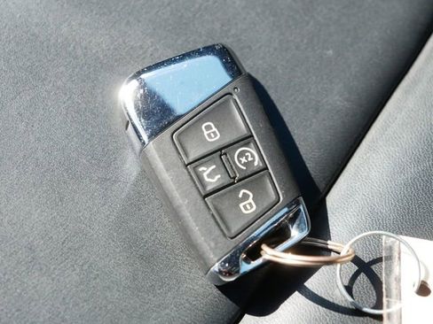 Used 2022 Volkswagen Arteon SEL image 38