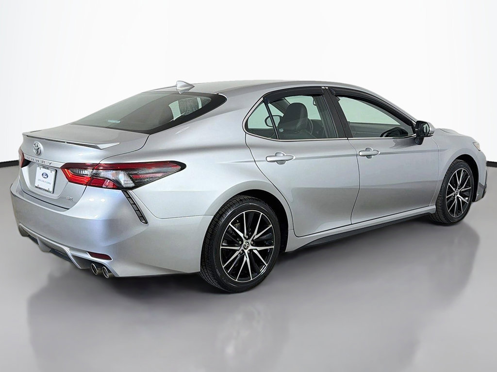 Used 2022 Toyota Camry SE w/ Audio Upgrade Package FWD image 11